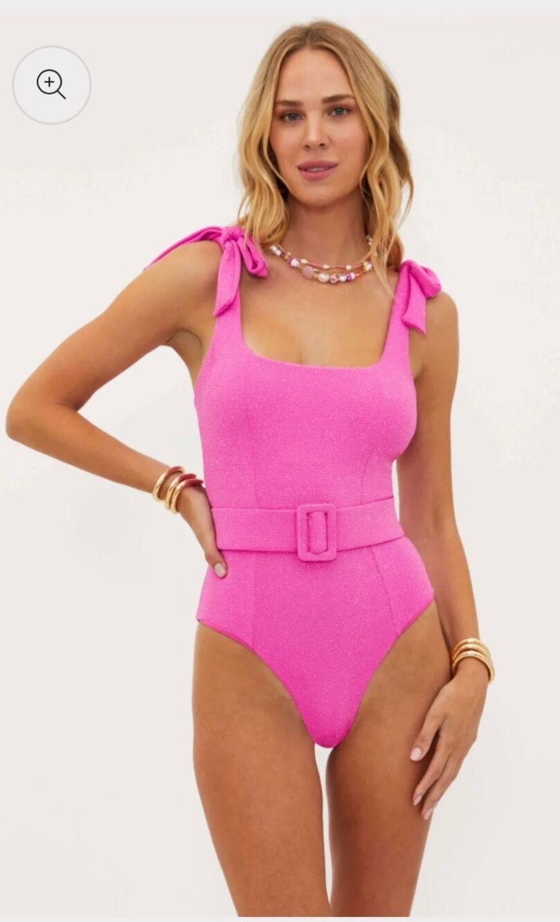 Beach Riot Sydney One piece petal pink scrunch swimsuit size L brand new